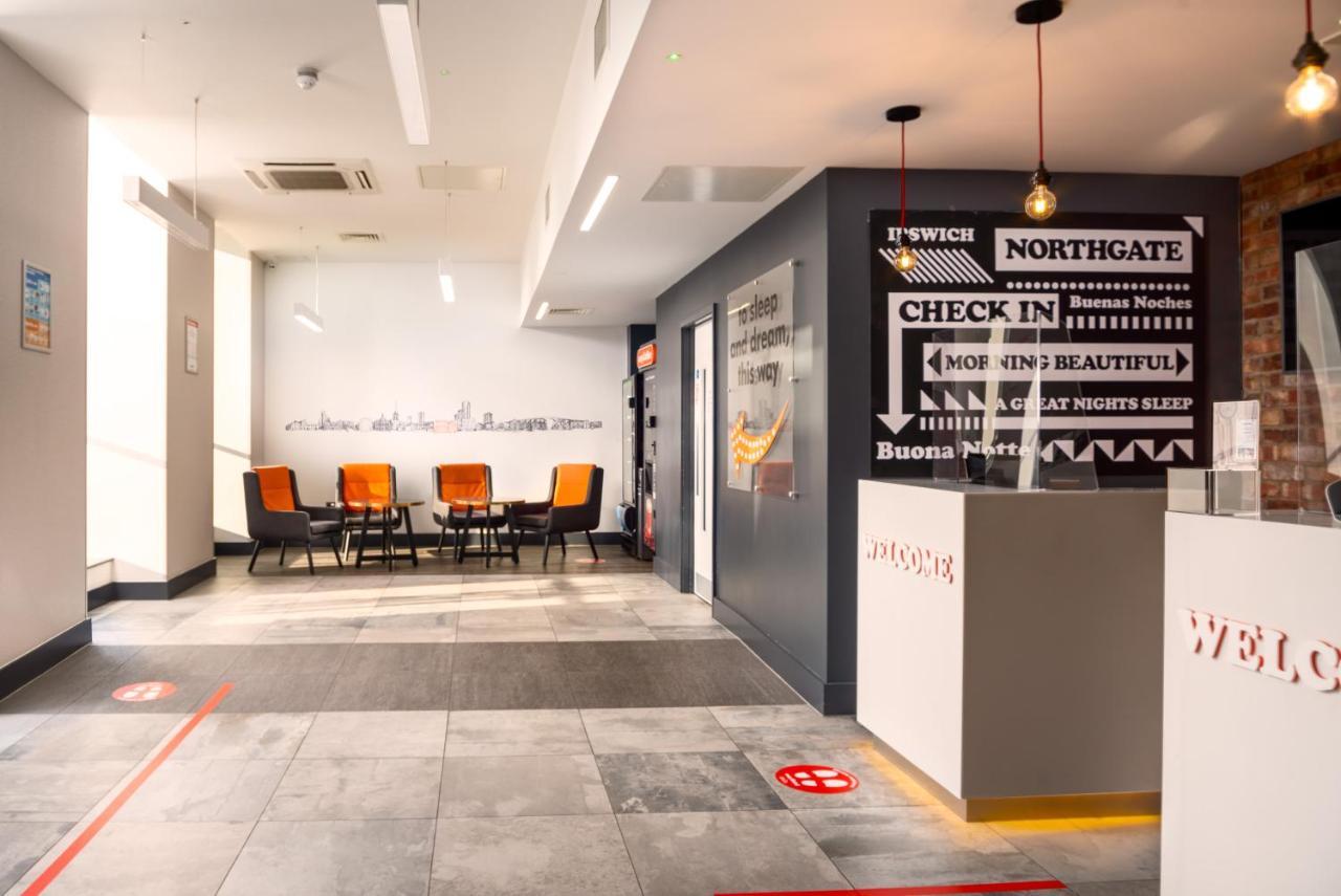 Easyhotel Ipswich Exterior photo