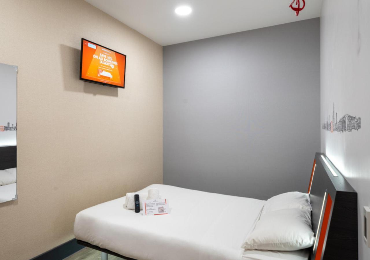 Easyhotel Ipswich Exterior photo