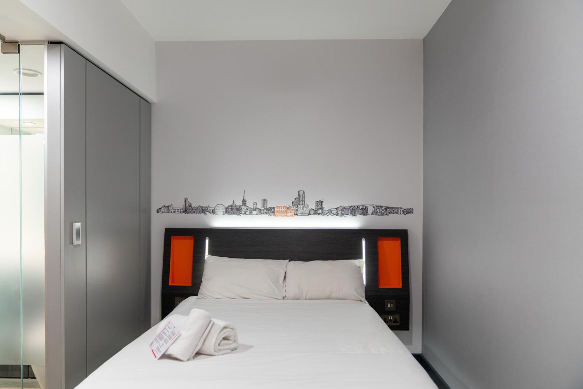 Easyhotel Ipswich Exterior photo