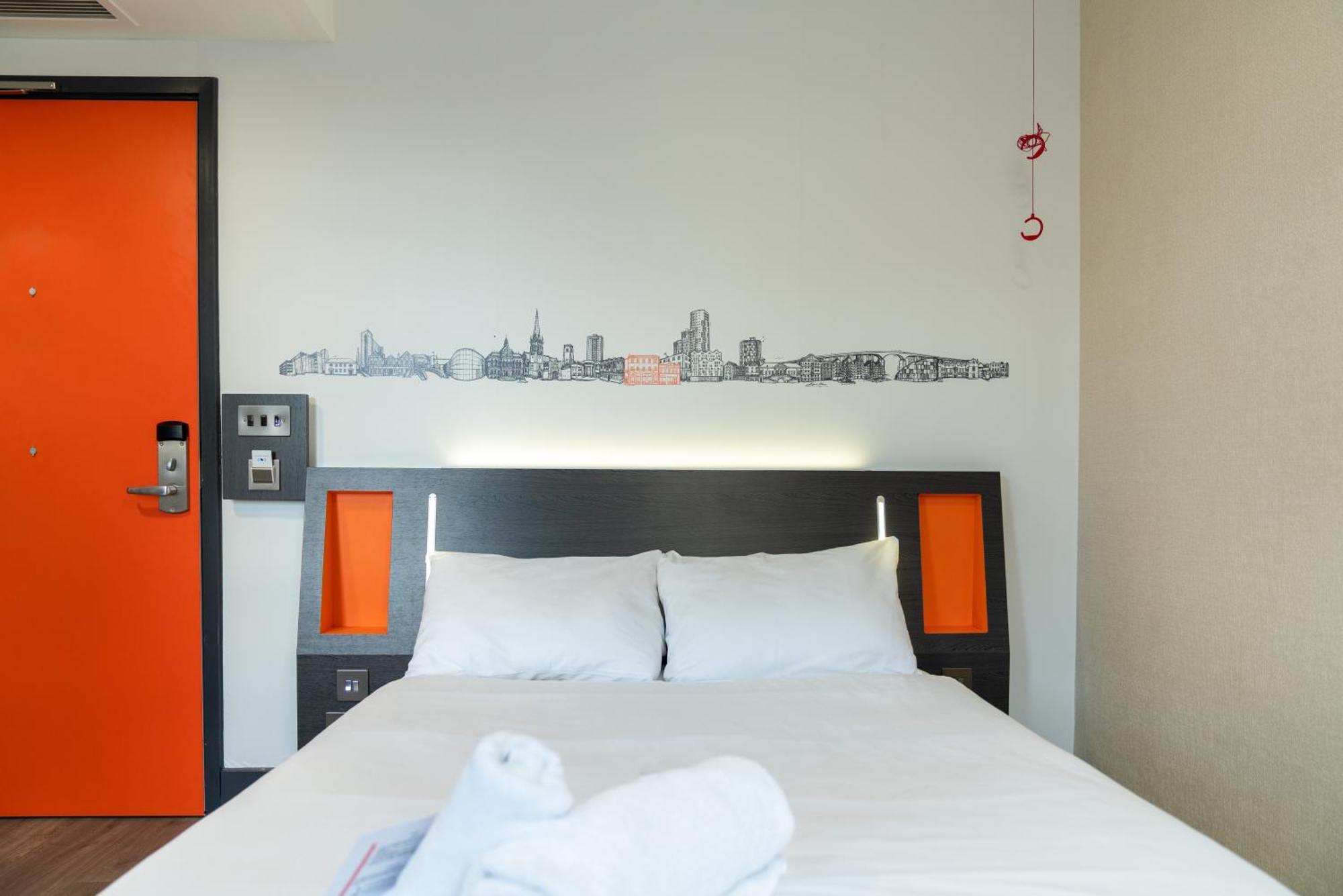 Easyhotel Ipswich Exterior photo