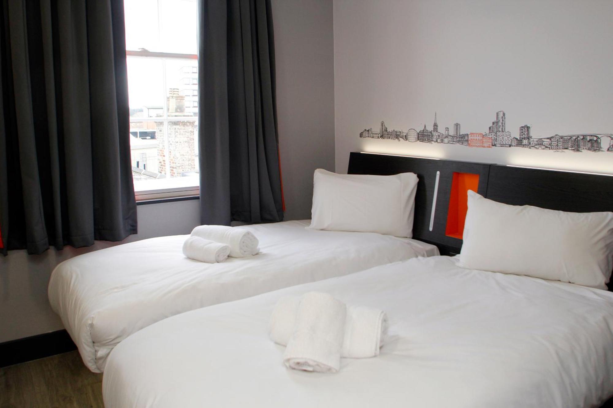 Easyhotel Ipswich Exterior photo