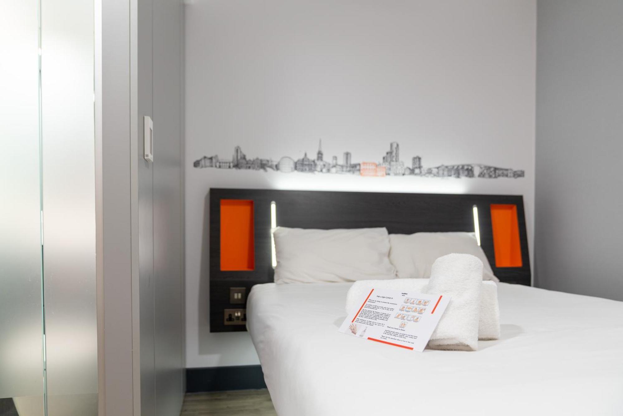 Easyhotel Ipswich Exterior photo