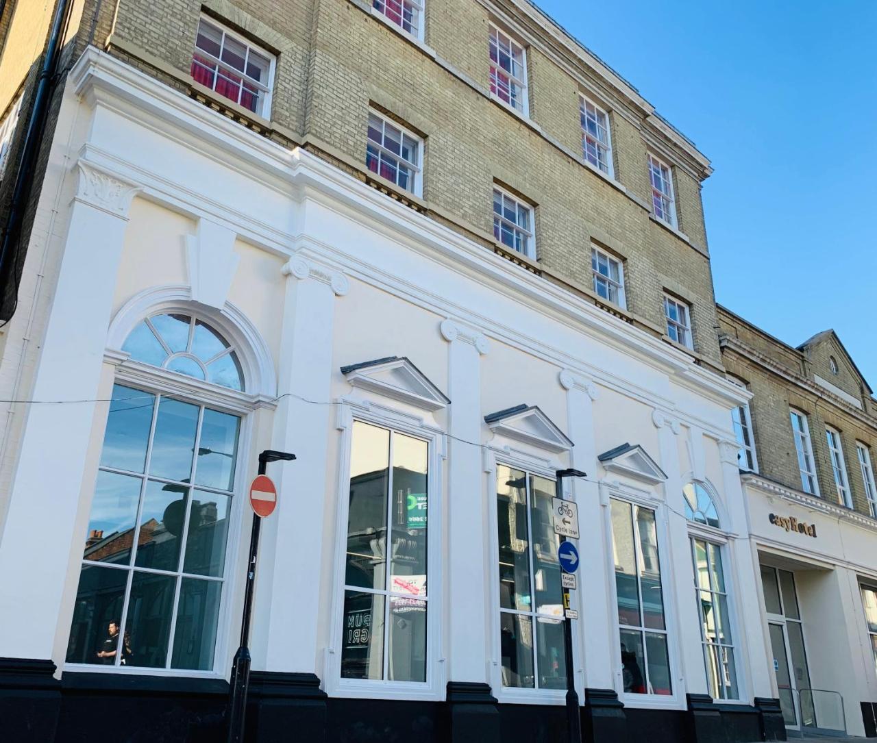 Easyhotel Ipswich Exterior photo