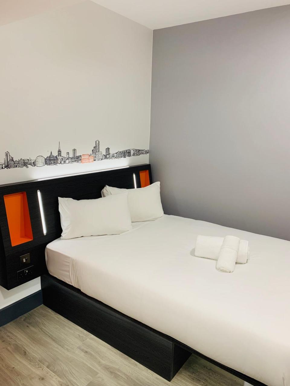 Easyhotel Ipswich Exterior photo
